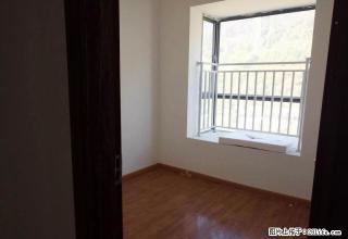 超值有匙即睇！河畔阳光 1200元 2室2厅1卫 精装修 - 大理28生活网 dali.28life.com