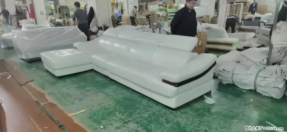 【大厂仿真皮沙发】实木框架,高回弹海绵45密度。全新包装,质量非常好,3.6米右贵妃 - 各类家具 - 居家生活 - 大理分类信息 - 大理28生活网 dali.28life.com